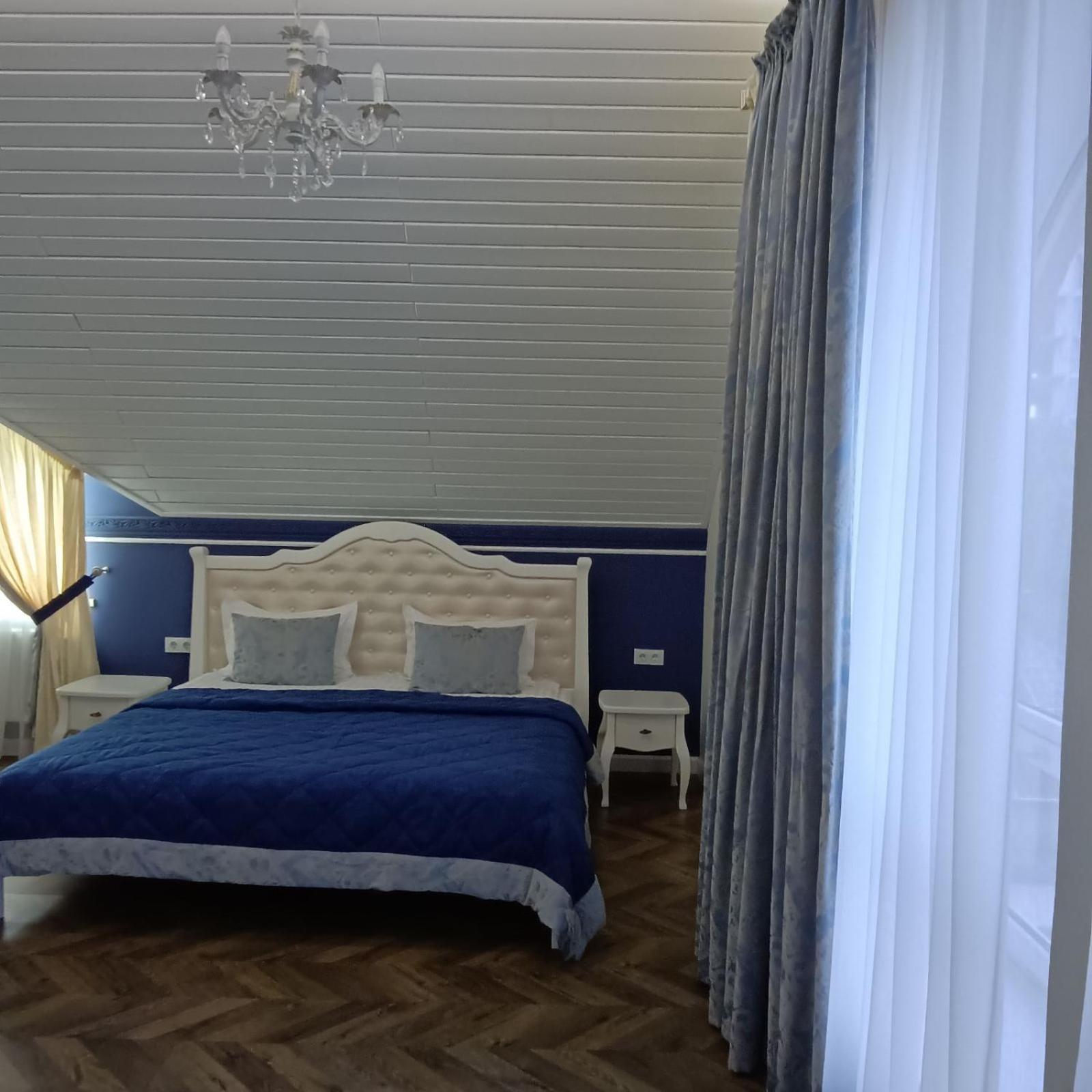 Gosudar Hotel Kropyvnytskyi Exterior foto